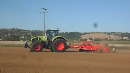 Claas axion en action