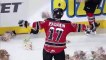 25921 peluche au match de hockey sur glace - Teddy Bear Toss