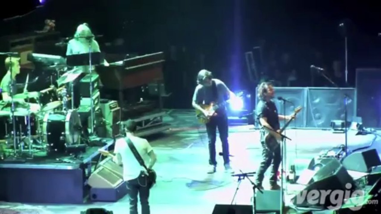 Pearl Jam "Hard to Imagine" - O2 Stadium Berlin - Concert Evergig Live - Son HD