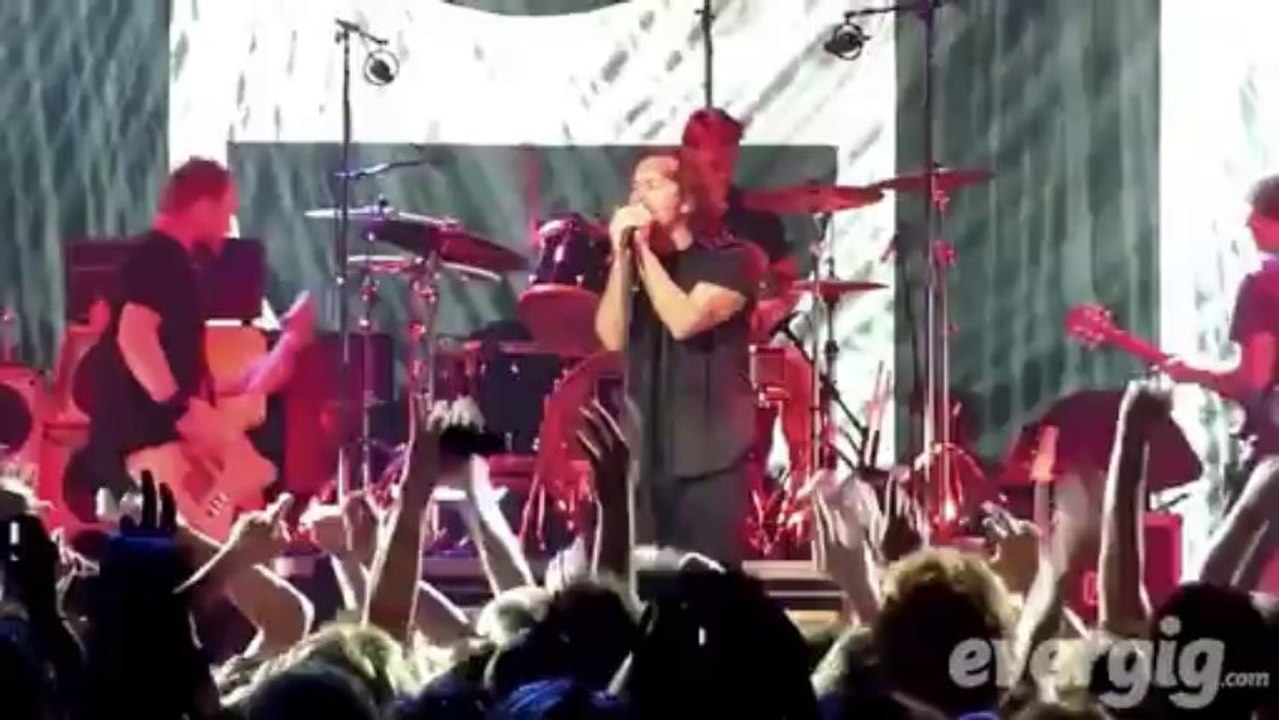 Pearl Jam "Once" - O2 Stadium Berlin - Concert Evergig Live - Son HD
