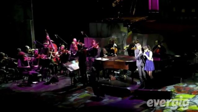 Alain Chamfort Malaise en Malaisie (en duo avec Sarah Manesse) - Le Grand Rex - Concert Evergig Live - Son HD