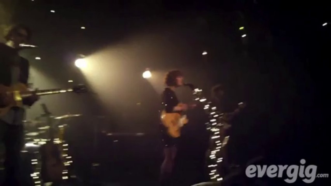 Elisa Jo "Back around" - Café de la danse - Concert Evergig Live - Son HD