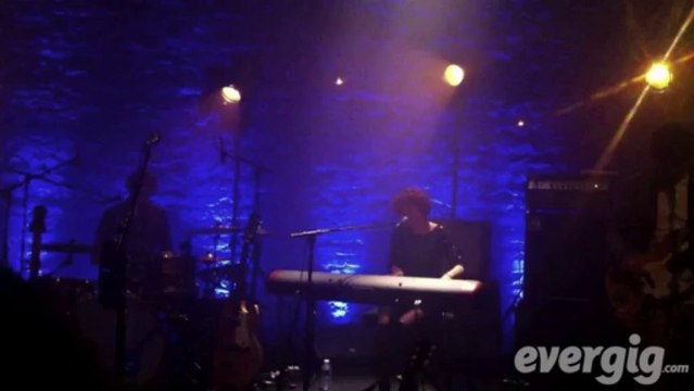 Elisa Jo Defeated - Café de la danse - Concert Evergig Live - Son HD