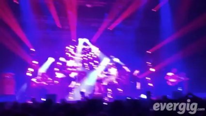 Skip The Use "Unbreakable" - Zénith de Paris-La Villette - Concert Evergig Live - Son HD