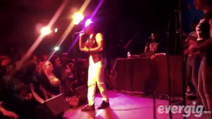 Axel Tony "Ce monde là" - Aquarium de Paris (cinéaqua) - Concert Evergig Live - Son HD