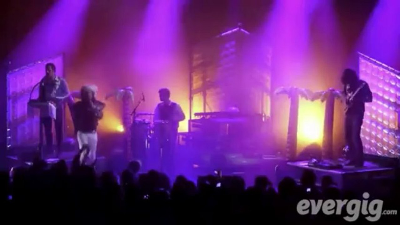 Naive New Beaters "La onda " - Trianon - Concert Evergig Live - Son HD