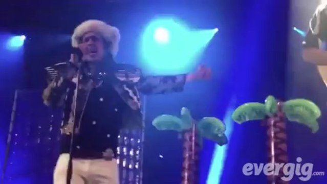 Naive New Beaters Just another day - Trianon - Concert Evergig Live - Son HD