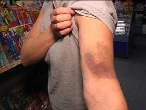 Un couple de marchands de journaux font fuir leurs agresseurs armés - 03/12