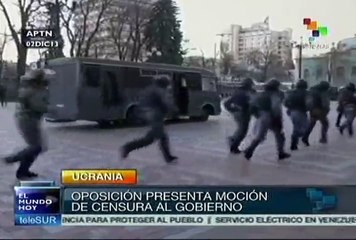 Moción de censura contra gobierno de Ucrania por romper pacto con UE