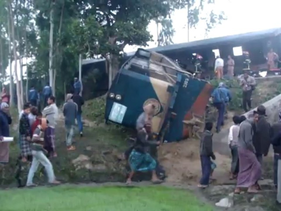 GAIBANDHA TRAIN 1
