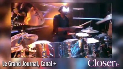 Une fan de M montre ses seins au Grand Journal