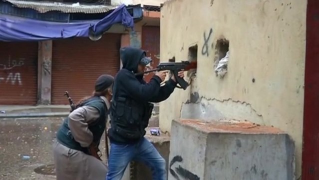 Sectarian clashes in Lebanon reflect conflict in neighboring Syria