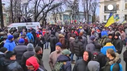 En Ukraine, l'opposition maintient la pression dans la rue