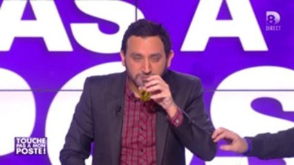 Cyril Hanouna et Pascal Obispo goûtent de l'huile de foie de morue