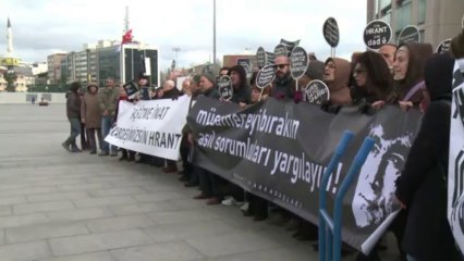 Turkish protesters demand justice for mudered journalist