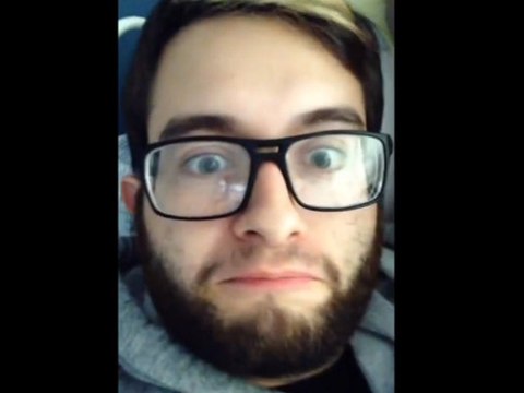 Papa fait de la musique avec son bébé