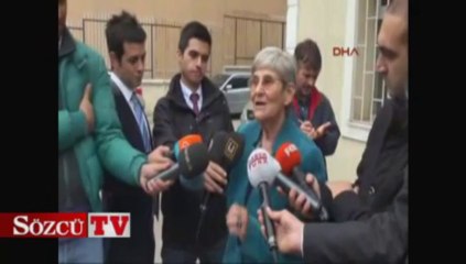 Prof. Karatay hibe etmek istedi, polisler kabul etmedi