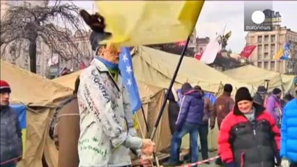 A Kiev il premier avverte gli oppositori: "occupazioni e violenze sono atti criminali"