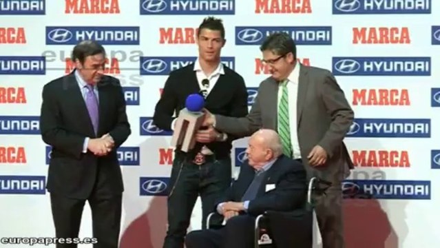 La plantilla del Barça recibe su nuevo Audi