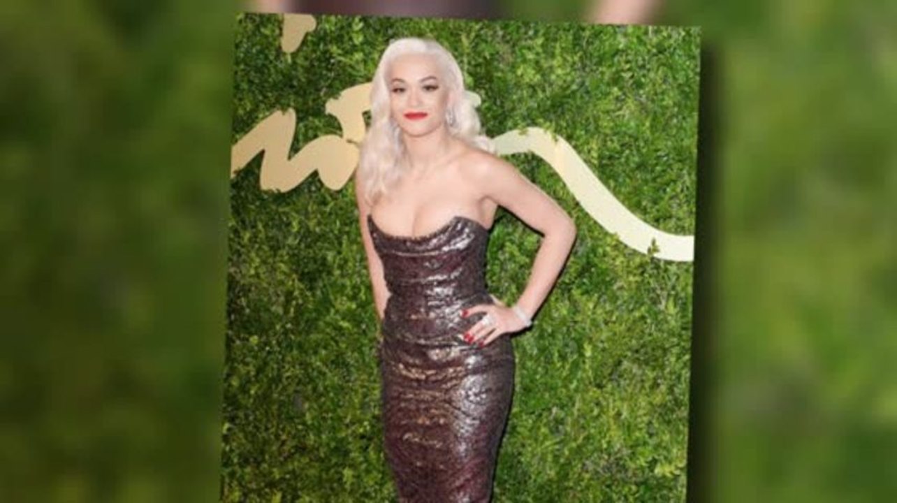 Rita Ora gibt Rolle in 50 Shades of Grey bekannt
