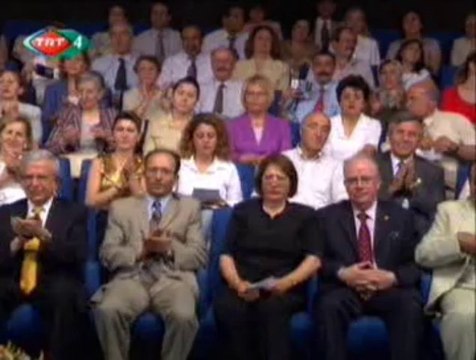 Ahmet MELİK-Zeytin Gözlüm Sana Meylim Nedendir-2