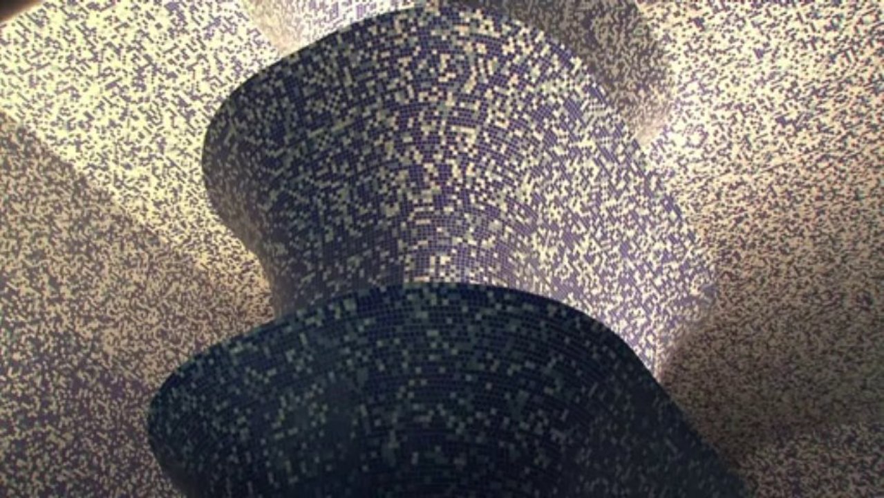 Arty commuting in sparkling Naples metro
