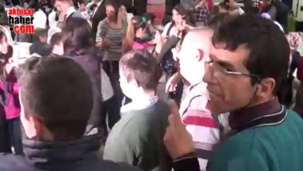 Akhisar AKSEK Sevgi Çocukları Engelliler Gecesi