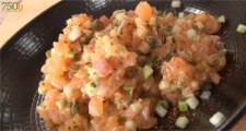 Recette du Tartare de saumon facile et rapide - 750 Grammes