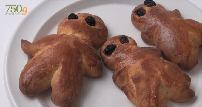 Recette des Mannelés ou Petites brioches de St Nicolas - 750 Grammes