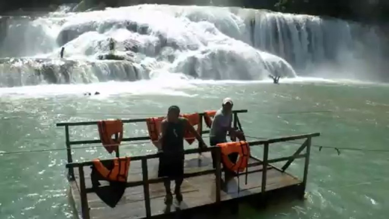 CASCADES AGUA  AZUL  – TUMBALA --  ETAT DE CHIAPAS  (MEXIQUE) LE 20 NOVEMBRE 2013