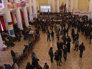 Ukraine: la mairie de Kiev transformée en refuge pour les manifestants - 05/12