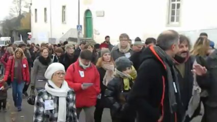 VESOUL : NOUVELLE MANIFESTATION CONTRE LES RYTHMES SCOLAIRES