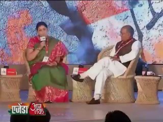 एजेंडा आज तक वीडियो 2013:दिग्गी बोले- स्मृति की संगत में रहकर सुधरे मोदी