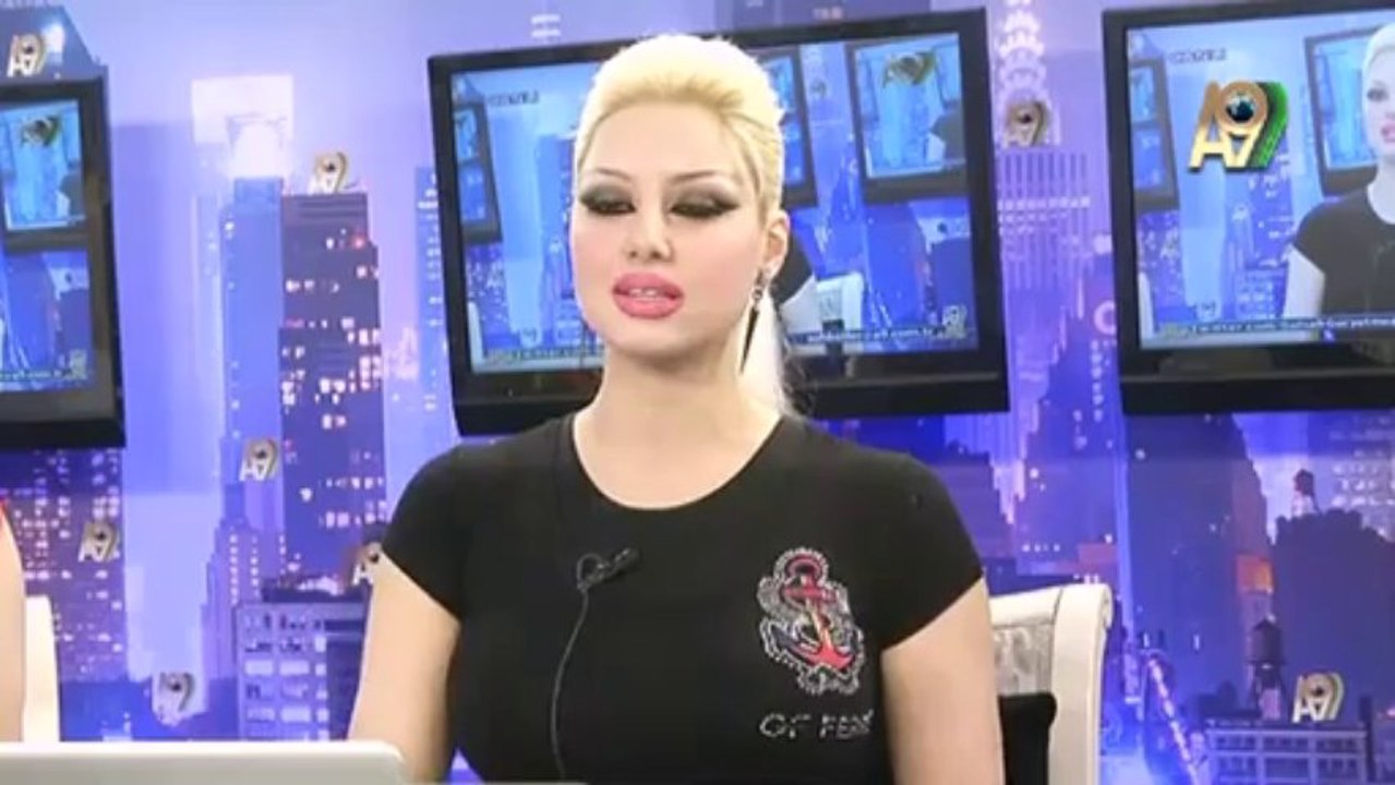 Ebru Altan, Didem Rahvancı, Gülşah Güçyetmez, Aylin Kocaman, Didem Ürer, Damla Pamir, Ceylan Özbudak ve Gülgün Göktan'ın A9 TV'deki canlı sohbeti (16 Mayıs 2013; 22:30)