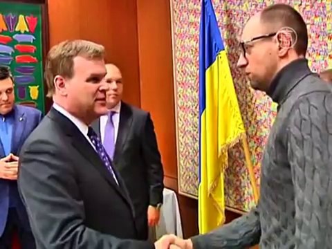 К демонстрантам в Киеве приехал глава МИД Германии