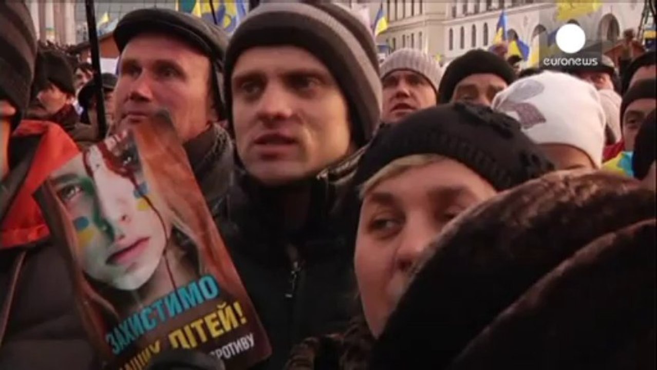 Ucraina: leader opposizione, violenze polizia ordinate da collaboratori di Ianukovich