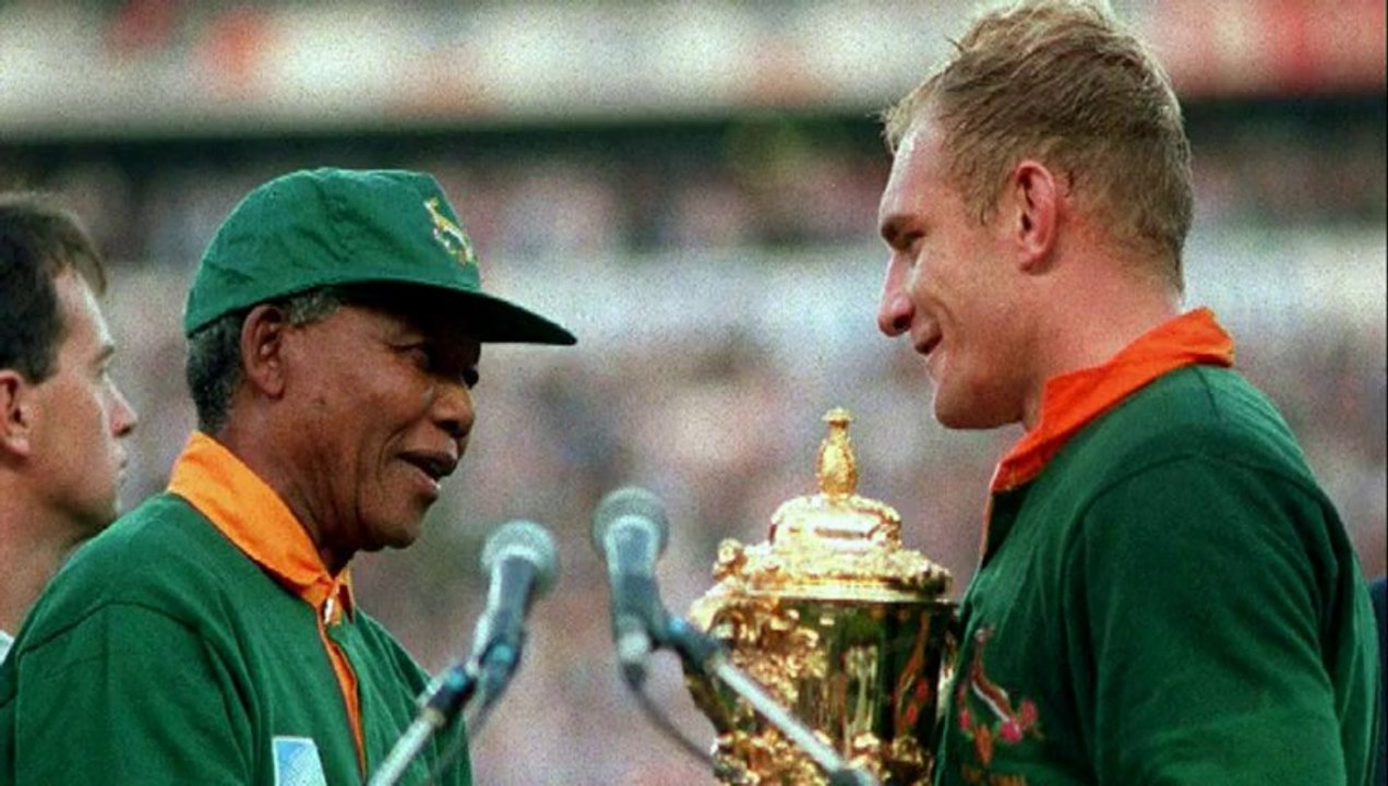 Nelson Mandela dies at 95