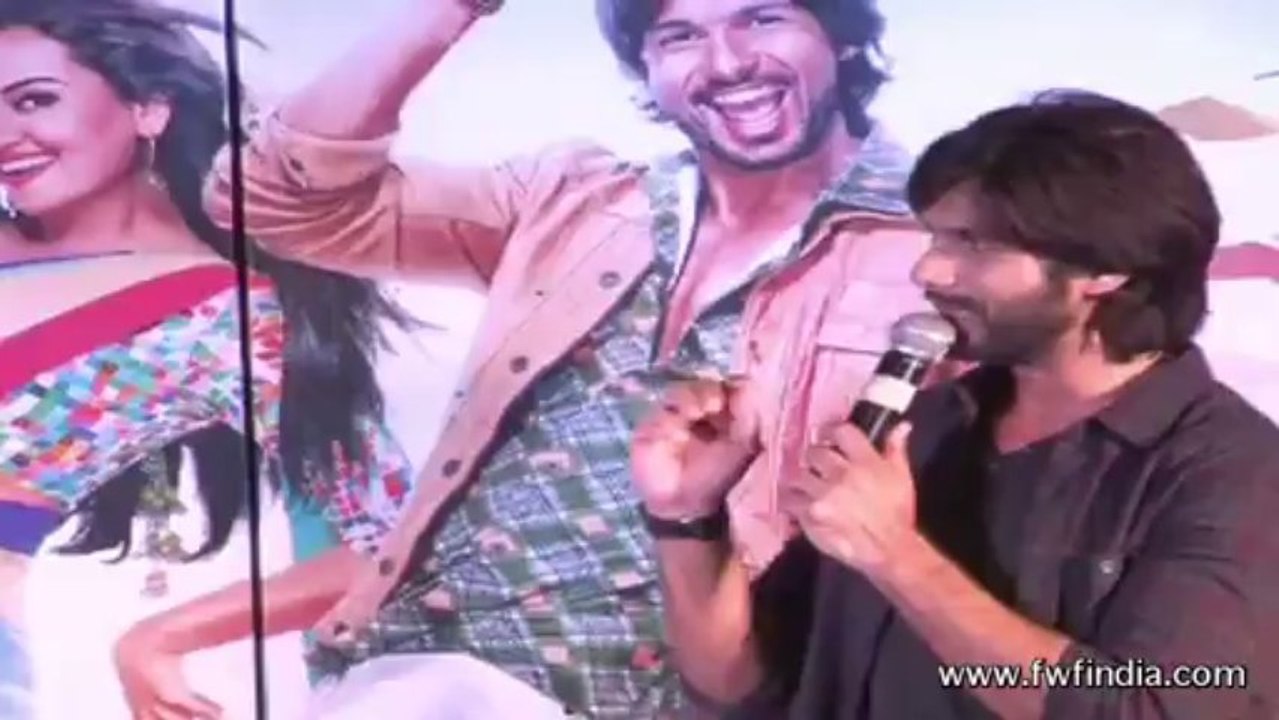 PROMOTION OF FILM R..RAJKUMAR