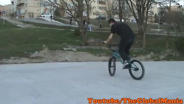 Successful Trick Of The Week: Bmx Footjam Tailwhip