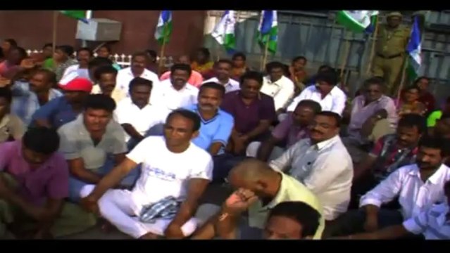 Cabinet clears Telangana bill, no new districts added