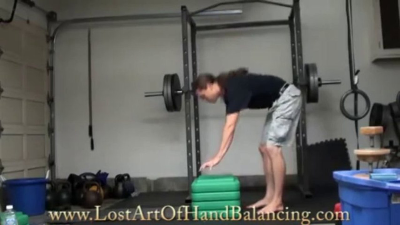 Handstand Shoulder Stand