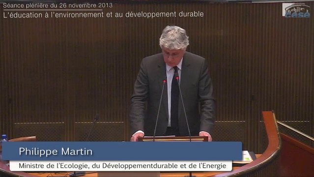 26-11-2013 : Présentation de l'étude Le travail à temps partiel et de l'avis L'éducation à l'environnement et au développement durable - cese