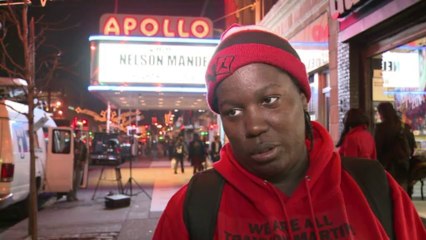 New York: les habitants de Harlem rendent hommage à Mandela