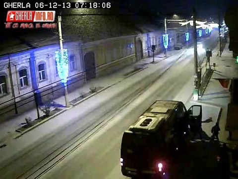 Ninsoare scurta si rapida de Mos Nicolae - Gherla (Cluj)