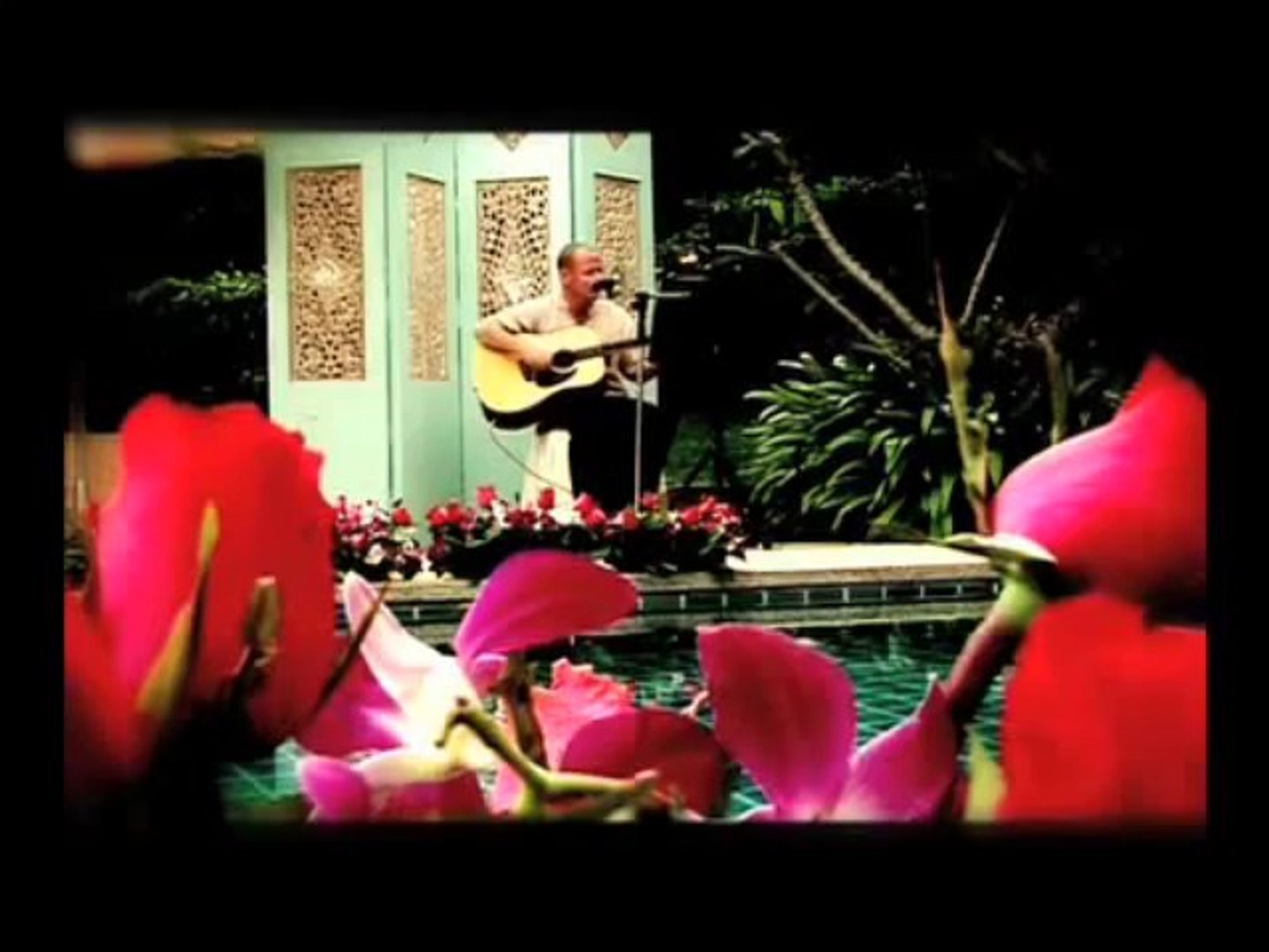 ⁣Samui Events Entertainment - Guitarist