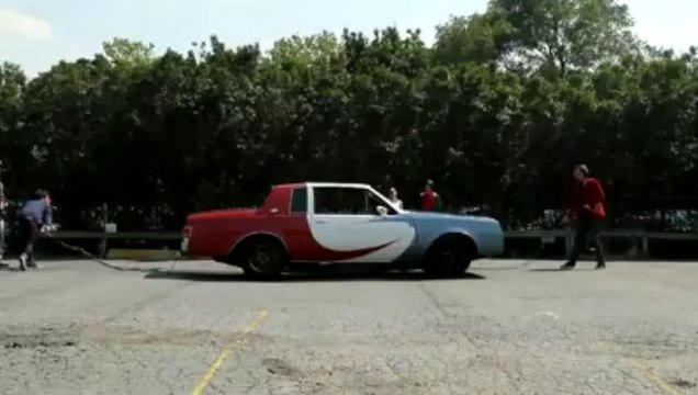 Funny Videos - Car Jumping Rope WIN Facebook