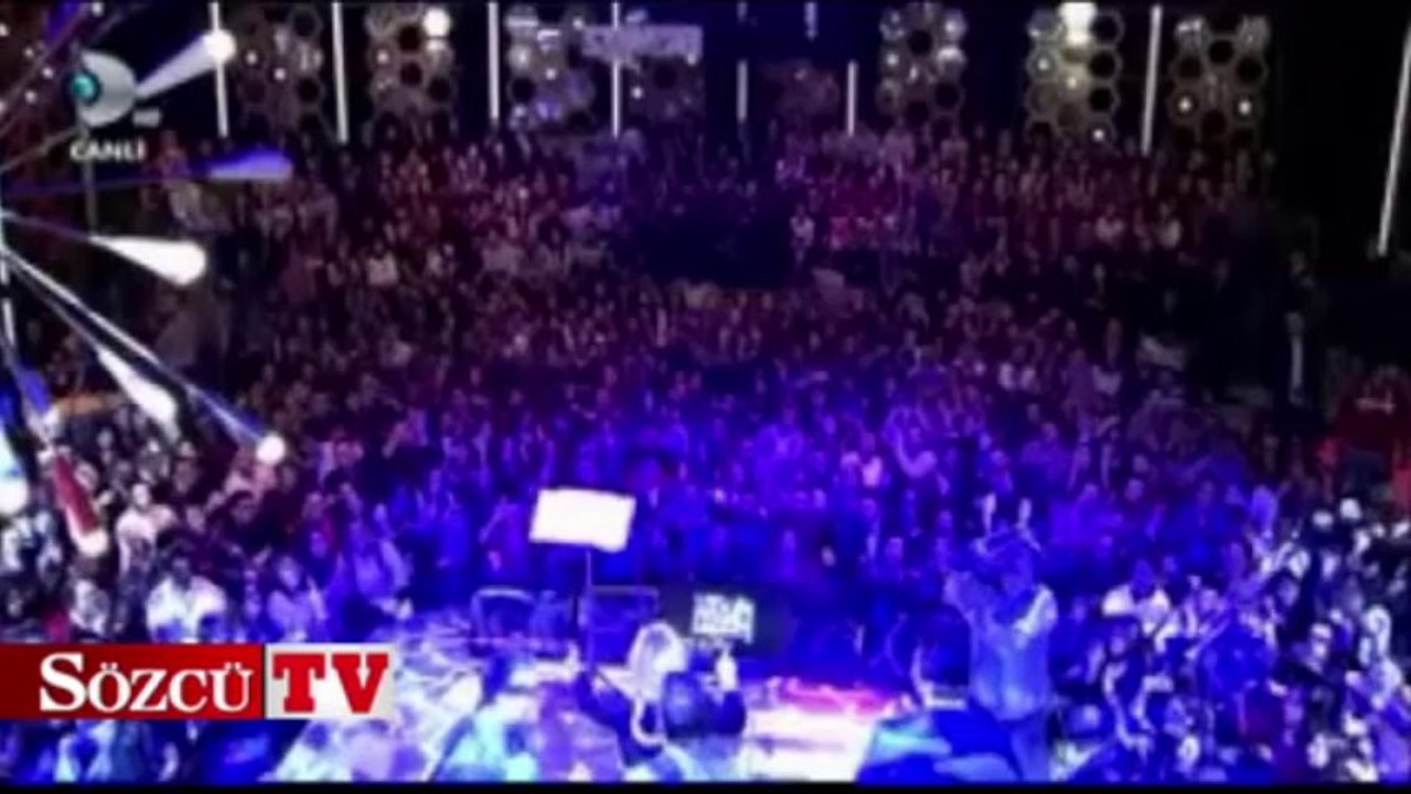 Beyaz Show'da Emel Sayın rüzgarı!