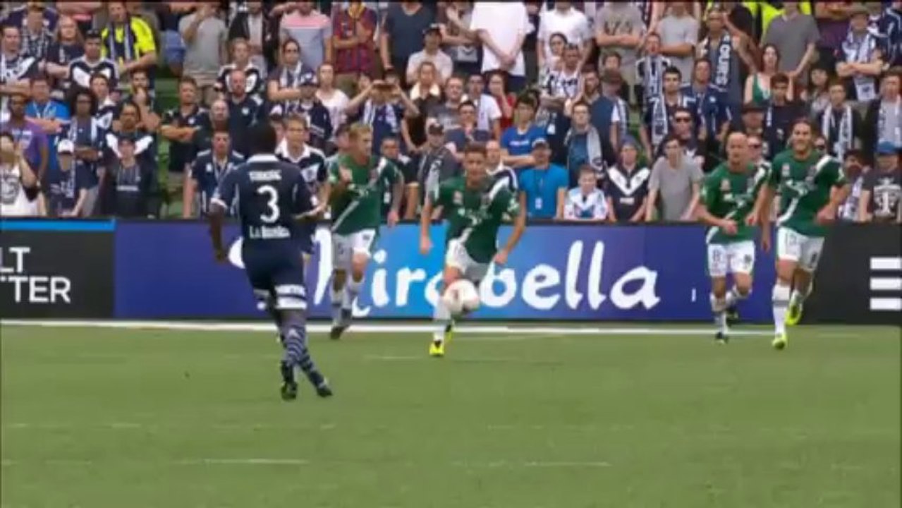 A-League: Emile-Heskey-Klub siegt weiter