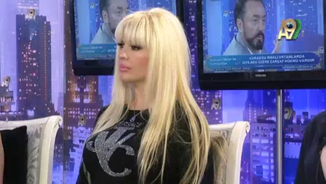 Kaf Suresi’nden ayet açıklamaları: Müslümanlar Kuran’ın emirlerine tam bağlıdırlar.