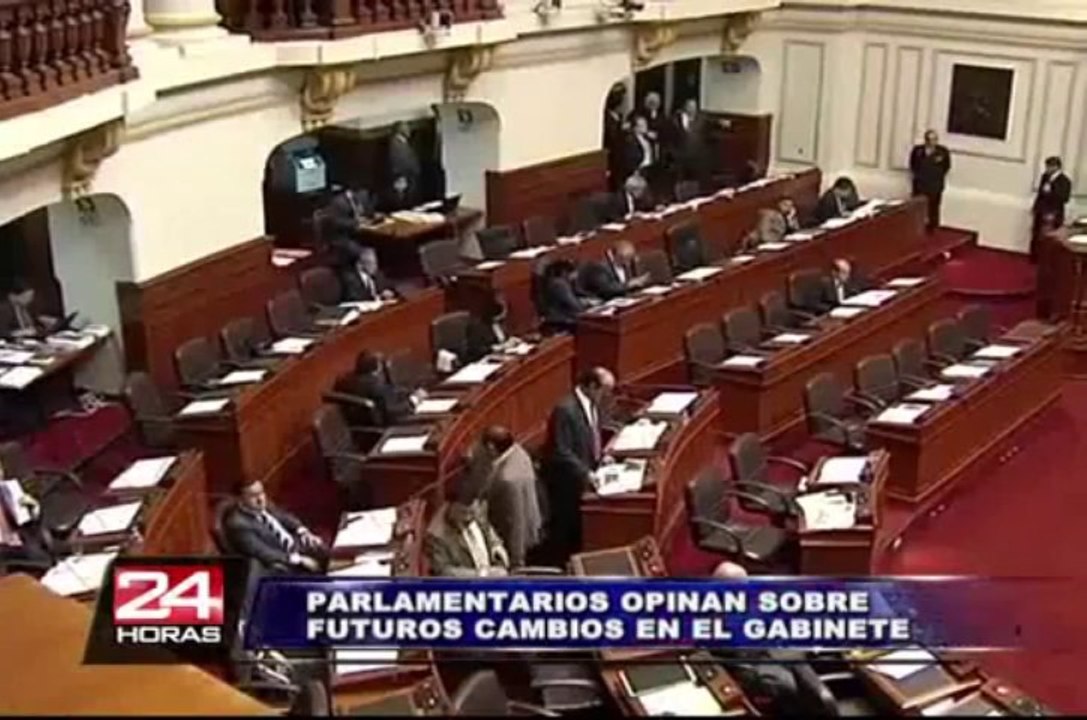 Piden la salida de Pedro Cateriano en el gabinete ministerial